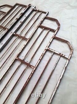151 x 45 cm Paire d'anciennes grilles décoratives art deco, en metal