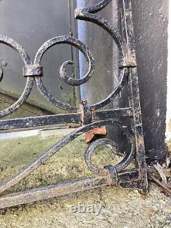200 x 145 cm Double porte ancienne en fer forgé (sans verre). Sans charnières