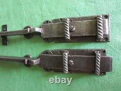 2 targettes ouvragées fer forgé longues 28 & 49,5 cm porte double placard ancien