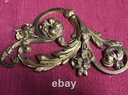 5 garnitures d'ornements ancien pour meuble en bronze doré