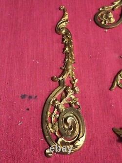 5 garnitures d'ornements ancien pour meuble en bronze doré