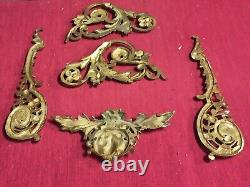 5 garnitures d'ornements ancien pour meuble en bronze doré