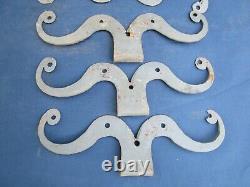 6 moustaches fer forgé ancienne ferrures portes placards Hauteur 24,1 à 25,6 cm
