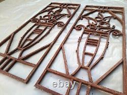 85 x 32 cm Paire d'anciennes grilles de porte, en fonte, art déco