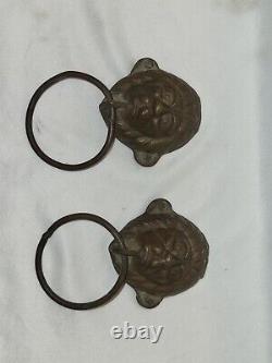 Ancien Indien Ethnique Laiton Paire De Porte Heurtoir Lion Tête Forme Collection