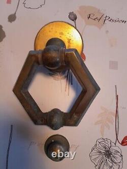 Ancien gros heurtoir de porte poignée de porte à clenche en BRONZE poids 985 g