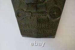 Ancien presse papier bronze publicitaire Bricard serrure clé cadenas coffre fort