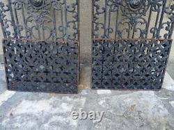 Ancienne paire de grilles de protection de portes fonte Napoléon III XIXéme