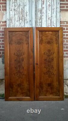 Ancienne paire de portes armoire