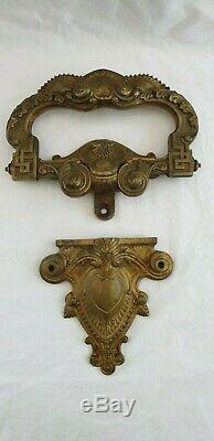 Ancienne poignée de porte, bronze, décor forme cur