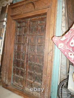 Ancienne porte indienne 246 x 151 cm / livraison possible
