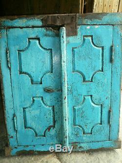 Ancienne porte indienne 54 x 60cm
