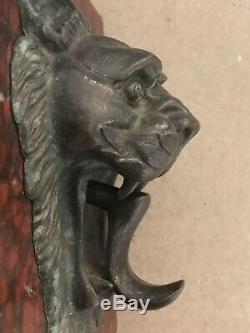Ancienne sonnette de porte en bronze, heurtoir lion marbre Allemand