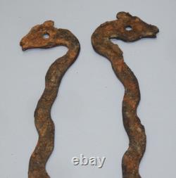 -BELLES ENTREES de SERRURE FER Forgé XVIIIe Têtes de COQ déco Meuble ancien D