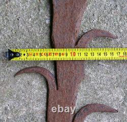 ETRIPE CHAT, dents de loup, barreau de défense fer forgé, ancien, 98,50 cm, N°2