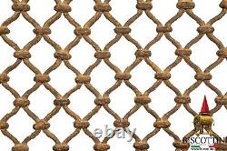 Fouet Grille Antique Fer Forgé Fenêtre Bois Rustique Détail Historique