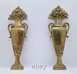 France Paire d'appliques pour meubles en bronze doré L. 25 cm XIX ème