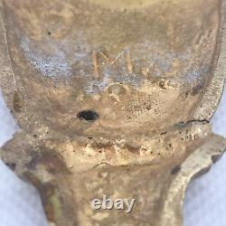 France Paire d'appliques pour meubles en bronze doré L. 25 cm XIX ème