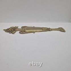 France Paire d'appliques pour meubles en bronze doré L. 25 cm XIX ème
