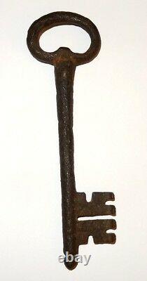 Grande Cle Medievale En Fer Forge Haute Epoque 16° S. Ancient Medieval Key