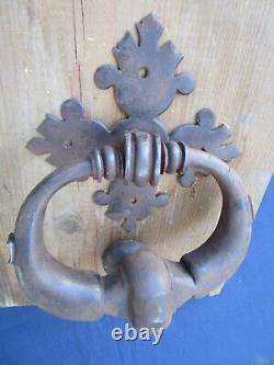 Gros heurtoir marteau de porte entrée Anneau rosace fer forgé ancien Lg 14,1 cm