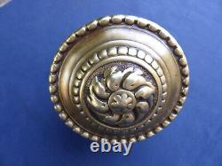 Grosse poignée fixe rosace ronde laiton décoré porte d'entrée ancienne D 9,6 cm
