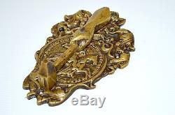HEURTOIR ANCIEN BRONZE MARTEAU Frappant sur CHEVALIER en ARMURE MARTEAU de PORTE