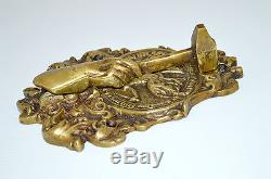 HEURTOIR ANCIEN BRONZE MARTEAU Frappant sur CHEVALIER en ARMURE MARTEAU de PORTE