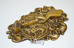 HEURTOIR ANCIEN BRONZE MARTEAU Frappant sur CHEVALIER en ARMURE MARTEAU de PORTE