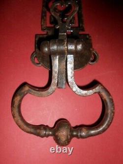 Heurtoir ancien clinche en fer forgé XVIII siècle 42 centimètres door knocker