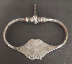 Heurtoir de porte fer forgé époque XVIIème grand modèle