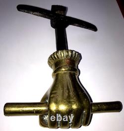 Importante poignée De Porte ancienne loquet Main En Bronze d Art Nouveau / Déco