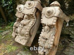 Lot 3 anciens éléments d'architecture indien / oiseaux sculptés