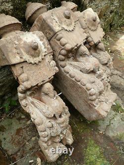 Lot 3 anciens éléments d'architecture indien / oiseaux sculptés