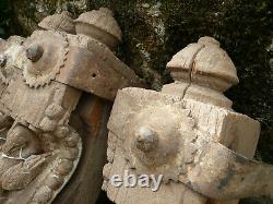 Lot 3 anciens éléments d'architecture indien / oiseaux sculptés