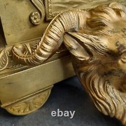 Ornement bronze doré mural / meuble 18ème Tête lion & bélier. Pendule, Élément