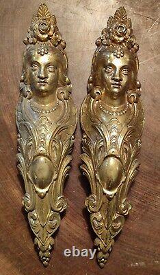 Paire Anciens Ornements meuble Bronze/visage femme/old bronze furniture ornament