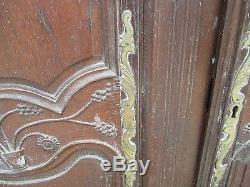 Paire de porte sculptée en chêne de placard d'armoire ancienne 19éme
