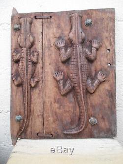 Porte DOGON ancienne -crocodiles-Afrique