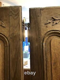 Portes d'armoire en chêne bois sculpté fin 18ème siècle