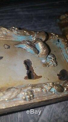Serrure ancienne bronze ciselé et doré époque Louis XVI château