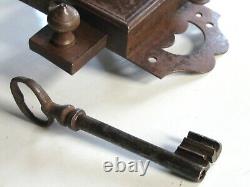 Serrure ancienne fer XIXe avec clef fonctionne porte serrurerie château