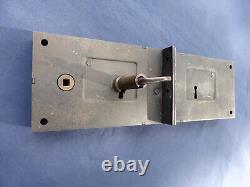 Serrure clef gâche fer laiton JPM Porte Pousse gauche Stock ancien Carré 6
