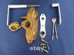Serrure fonte 2 clefs SELECT Poignées Alu Style Gollot devanture magasin ancien