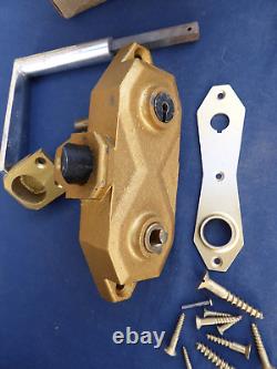 Serrure fonte 2 clefs SELECT Poignées Alu Style Gollot devanture magasin ancien