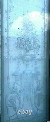 Suite de trois portes de séparation en verre sablé Art Déco XX siècle